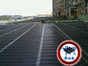 塑料排水板http://www.joyoutdoor.cn/